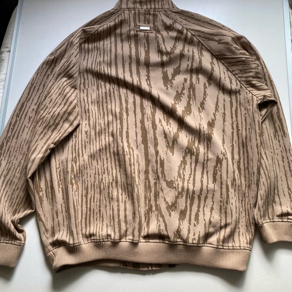 Retro LRG sport Jacket - 1 tiny hole inside right pocket jacket - Picture 2 of 2